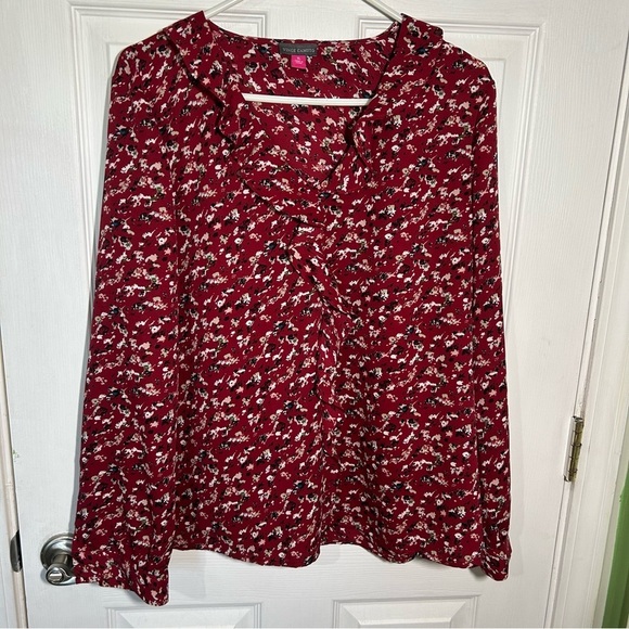 Vince Camuto Tops - Vince Camuto Dark Red Floral Long Sleeve Blouse Size XL Ruffle V-Neck Collar